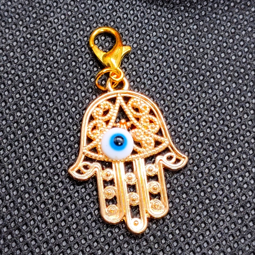 Gold Tone Evil Eye Hand Clip on Jewelry Purse Bag Charm Zipper pull